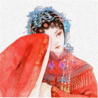 王思颖 饰 中场